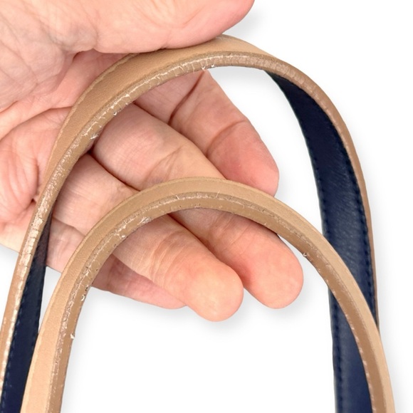 Salvatore Ferragamo Large Jet Set Shoulder Tote Bag - Picture 9 of 14